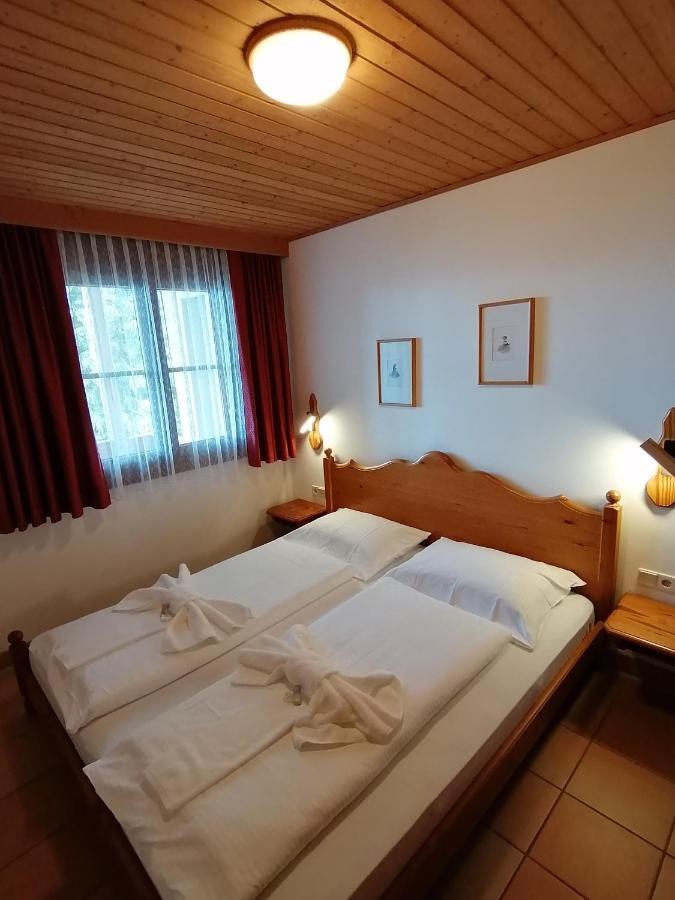 Gerlitzen Ferienappartement Paul Im Ski- Und Wandergebiet, Kanzelhoehe, Ossiacher See Deutschberg Exterior foto
