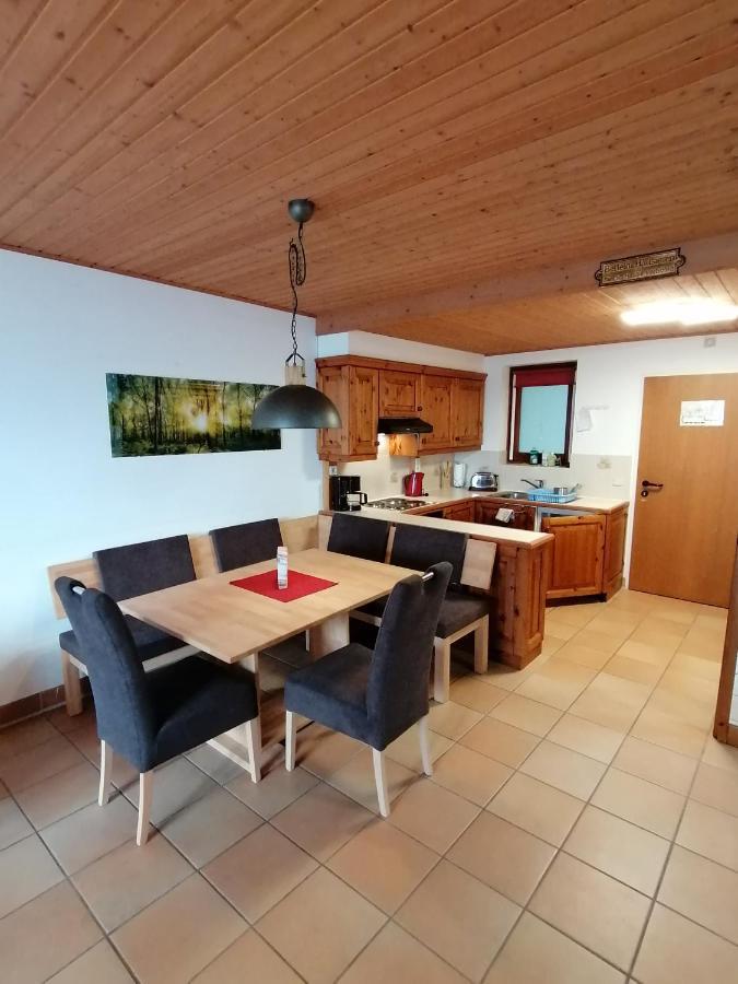 Gerlitzen Ferienappartement Paul Im Ski- Und Wandergebiet, Kanzelhoehe, Ossiacher See Deutschberg Exterior foto